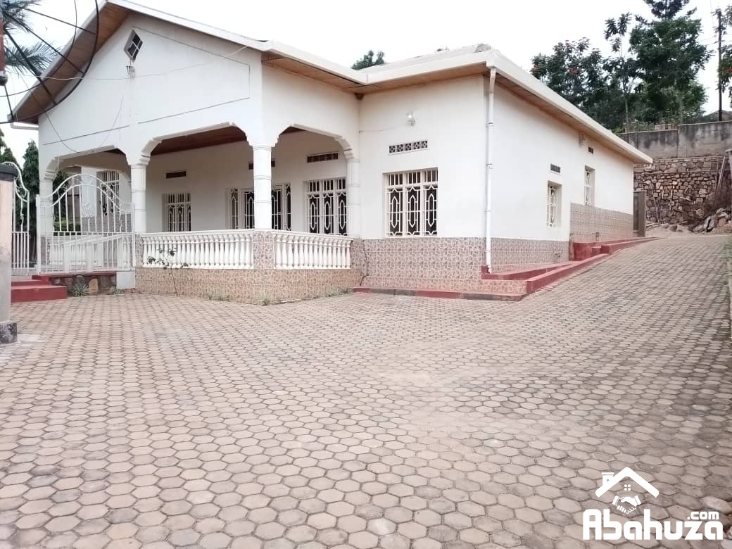 A 5 BEDROOM HOUSE FOR RENT IN KIGAL AT KANOMBE