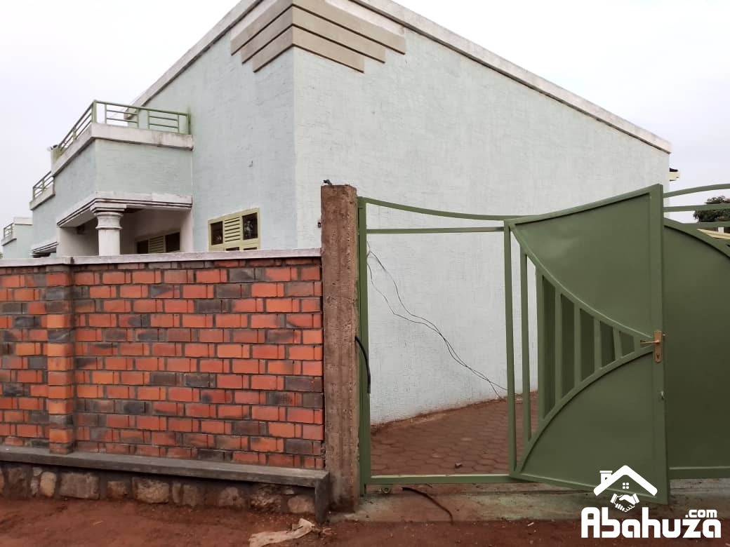 A SELF FANCED 2 BEDROOM HOUSE FOR RENT IN KIGALI AT GISOZI