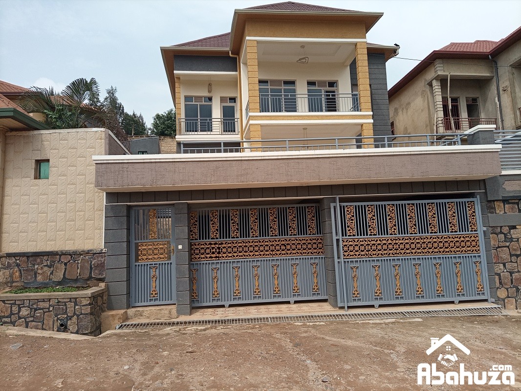 A NEW 5 BEDROOM HOUSE FOR SALE IN KIGALI AT GISOZI