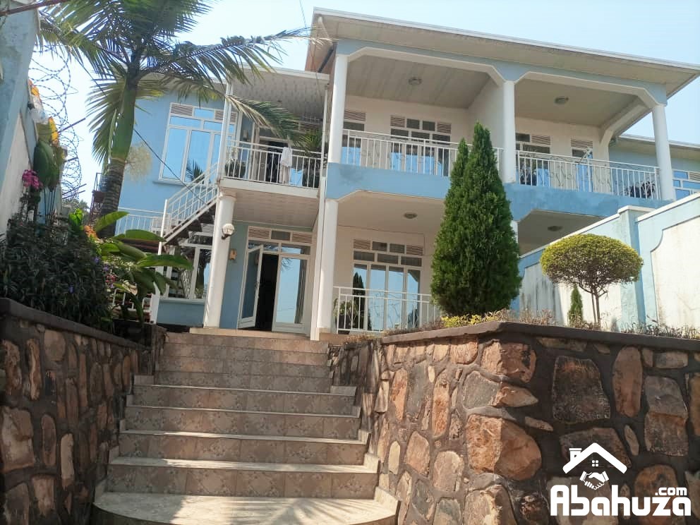 A FURNISHED 3 BEDROOM HOUSE FOR RENT IN KIGALI AT KIMIRONKO