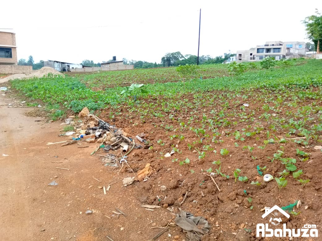 A NICE PLOT FOR SALE IN KIGALI AT KINYINYA IN HIGH CLASS AREA