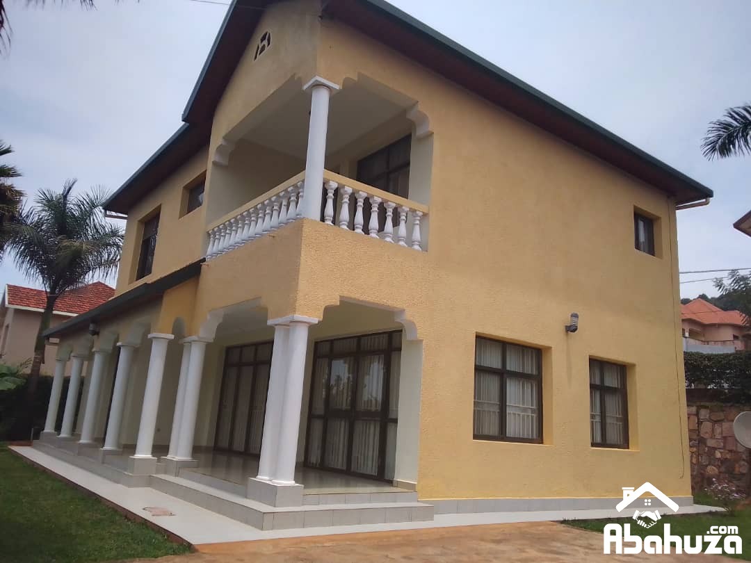A 4 BEDROOM HOUSE FOR RENT IN KIGALI AT REBERO