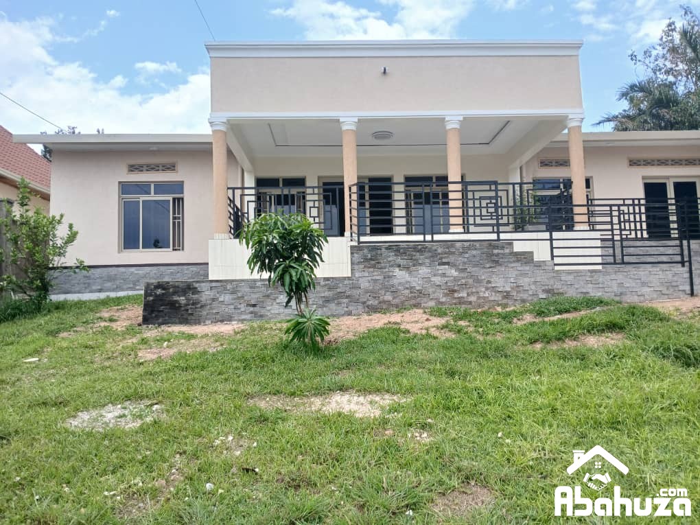 A 5 BEDROOM HOUSE WITH GARDENFOR RENT IN KIGALI AT KACYIRU