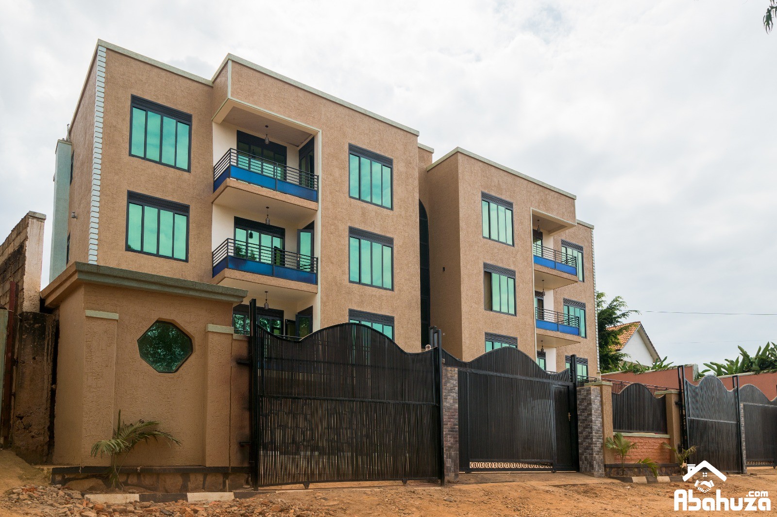 A FURNISHED 3 BEDROOM APARTMENT FOR RENT IN KIGALI AT GISOZI
