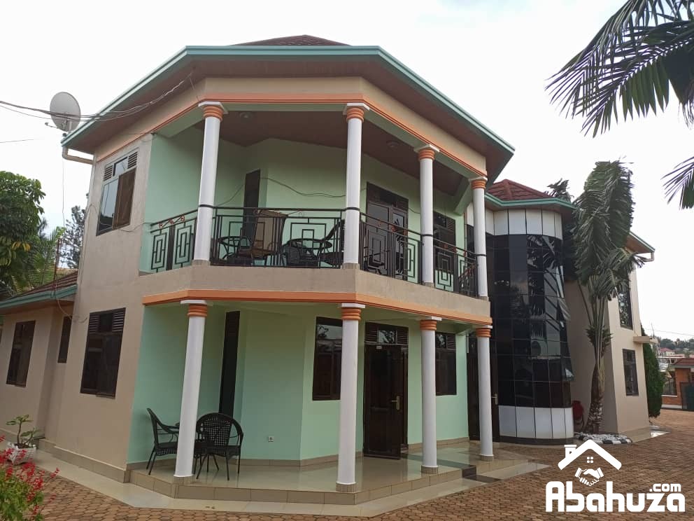 A FURNISHED 3BEDROOM APARTMENT FOR RENT IN KIGALI AT GISOZI