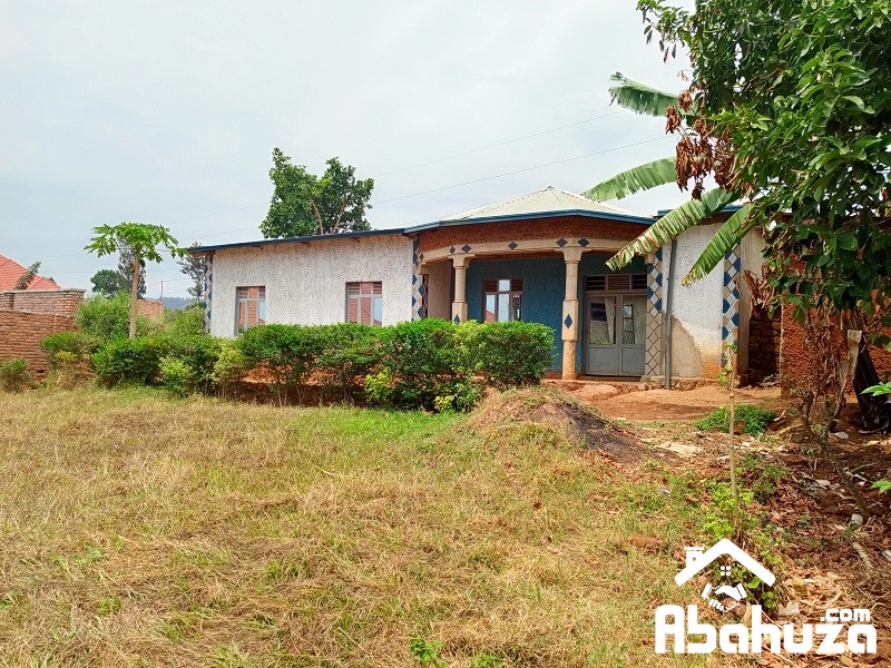 BIG RESIDENTIAL PLOT WITH A HOUSE TO RENOVATE FOR SALE AT GASOGI