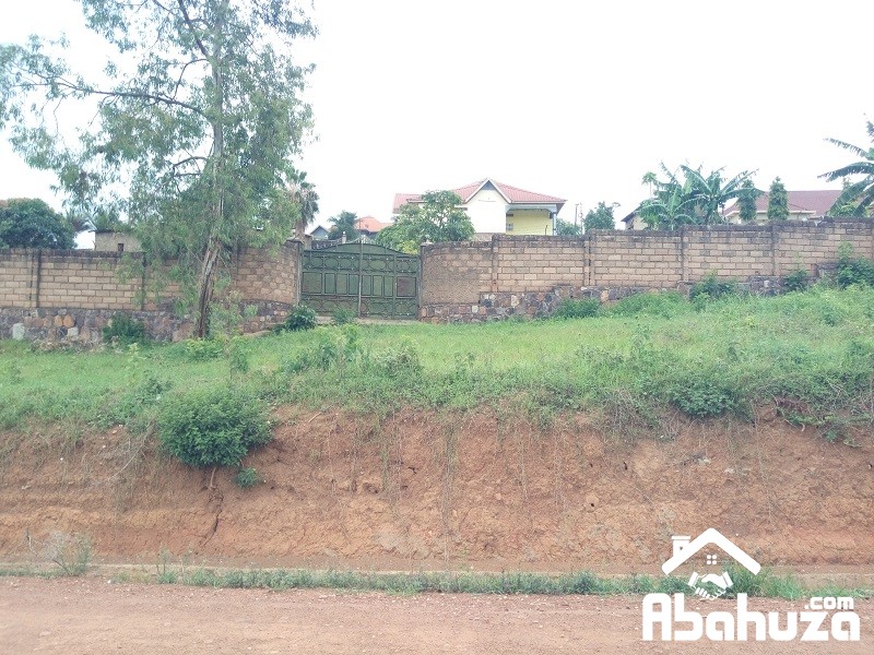 A PLOT WITH VIEW FOR SALE IN KIGALI AT KIMIRONKO