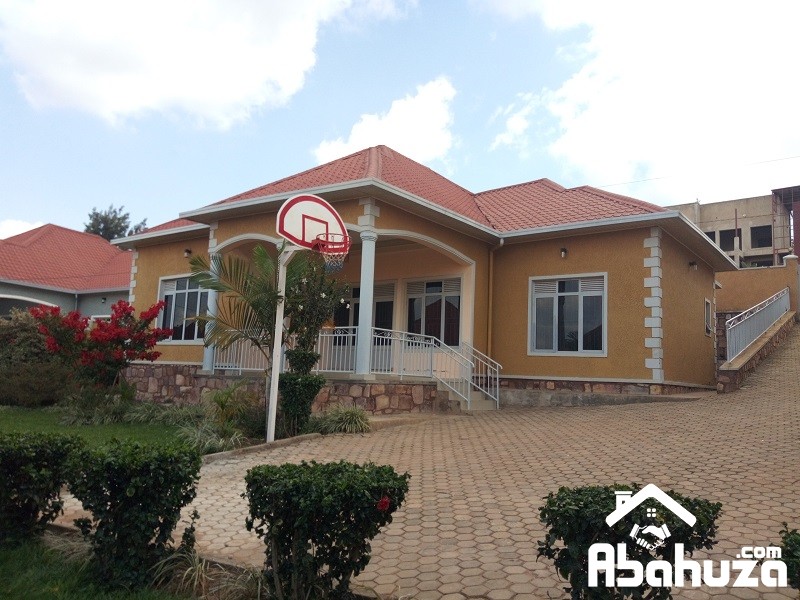 A MODERN HOUSE FOR SALE IN KIGALI AT KIMIRONKO