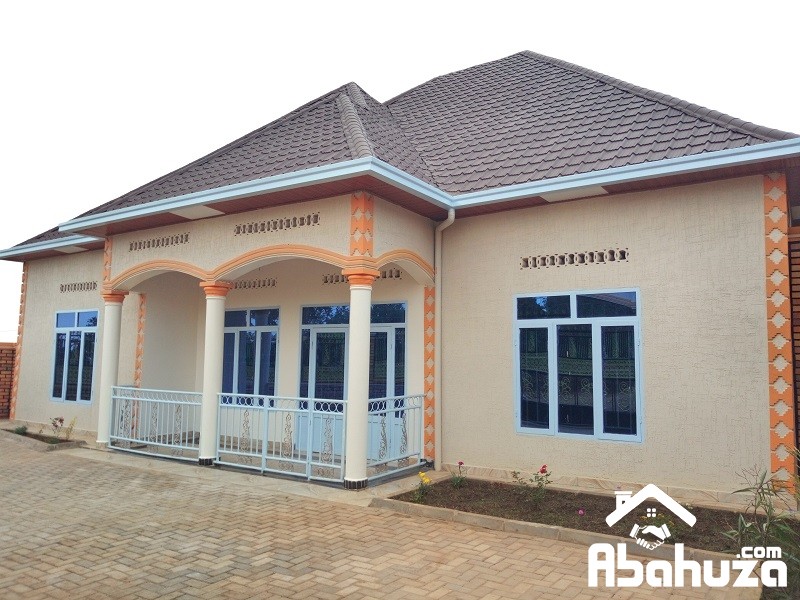 A 4 BEDROOM HOUSE FOR SALE IN KIGALI AT GISOZI