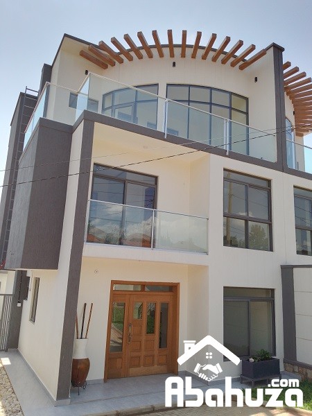 A NEW MODERN 4 BEDROOM HOUSE IN KIGALI AT KIMIRONKO