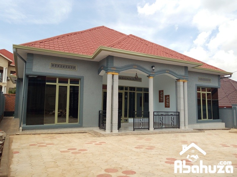 A WELL LOCATED HOUSE FOR SALE IN KIGALI AT KAGARAMA