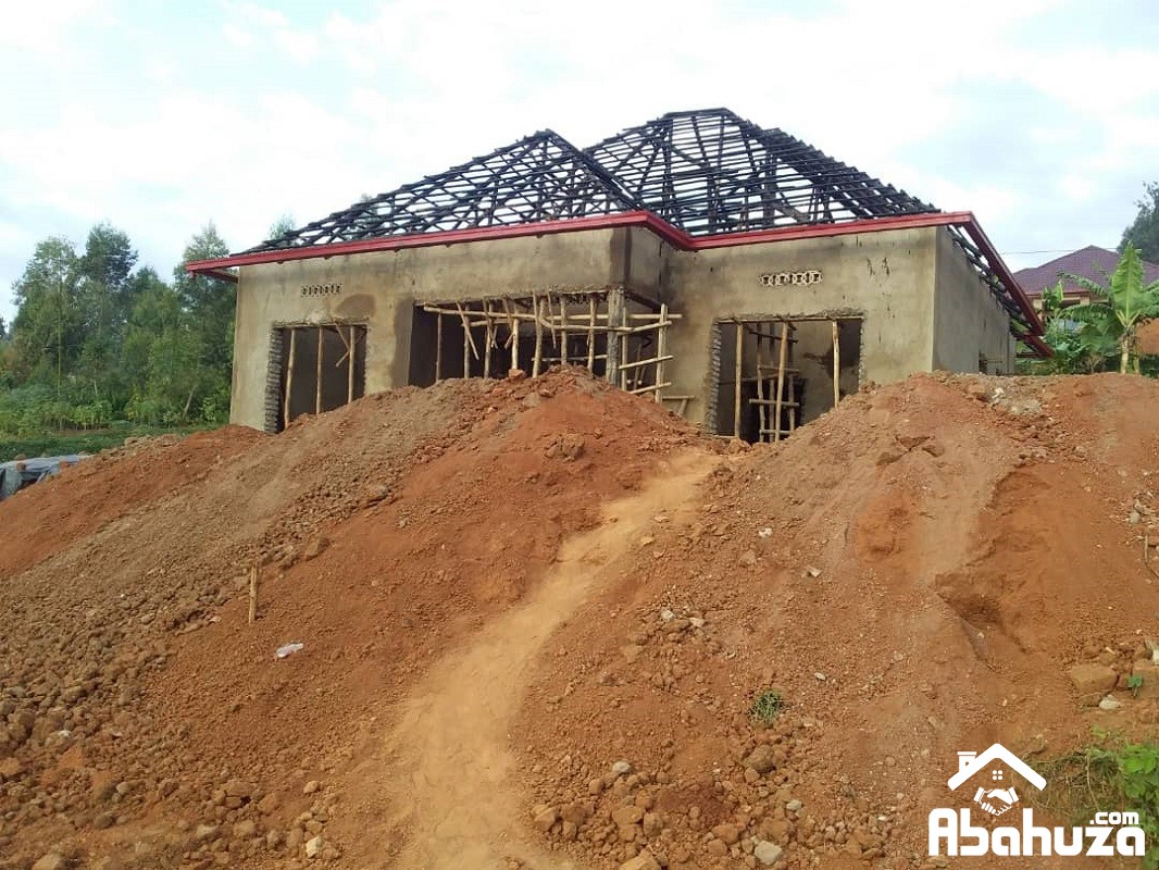 A GOOD PRICE HOUSE FOR SALE IN KIGALI AT BUSANZA