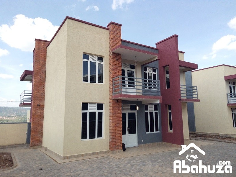 A 7 BEDROOM HOUSE FOR SALE IN KIGALI AT KAGUGU