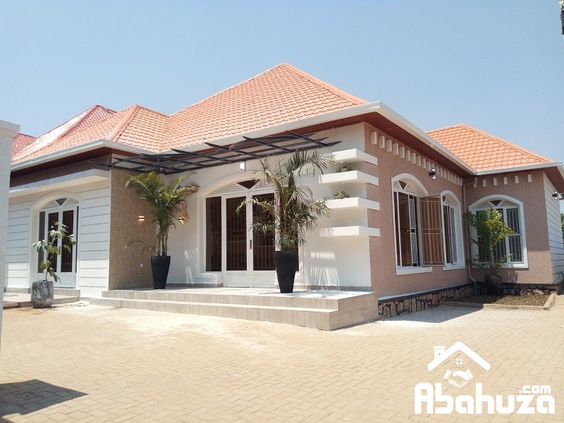 A 4 BEDROOM  HOUSE IN DECENT DESIGN FOR SALE IN KIGALI AT KABEZA