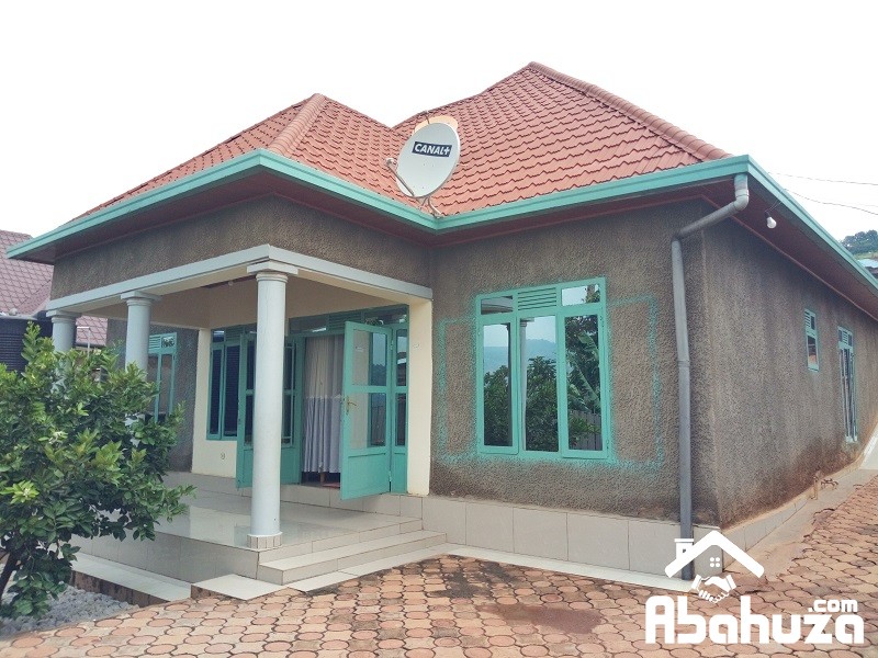 A CHEAP HOUSE OF 4BEDROOM FOR SALE IN KIGALI AT GAHANGA