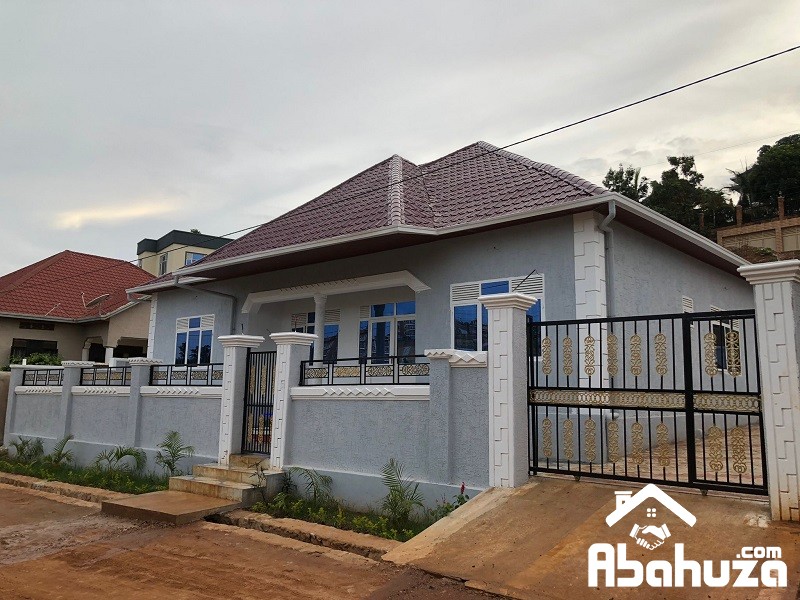 A 4 BEDROOM HOUSE FOR SALE IN KIGALI AT NIBOYE