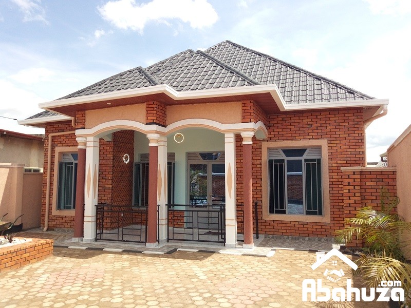 A 4BEDROOM HOUSE FOR SALE IN KIGALI AT KANOMBE