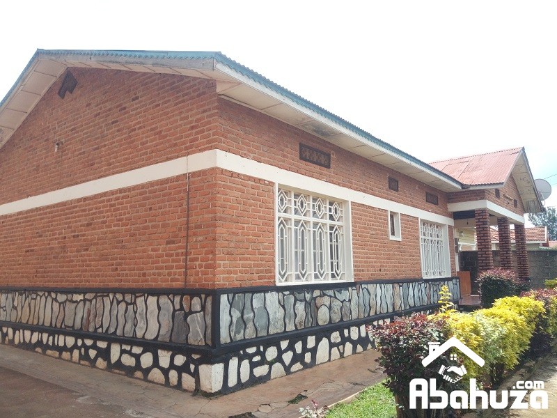 A 3 BEDROOM HOUSE FOR SALE IN KIGALI AT KIMIRONKO
