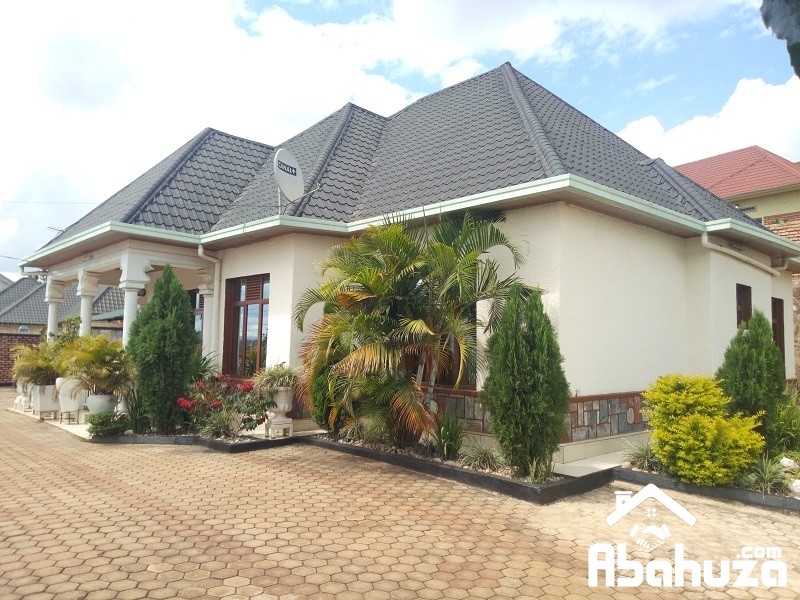A HOUSE IN PLOT SIZED 756SQM FOR SALE IN KIGALI AT KANOMBE