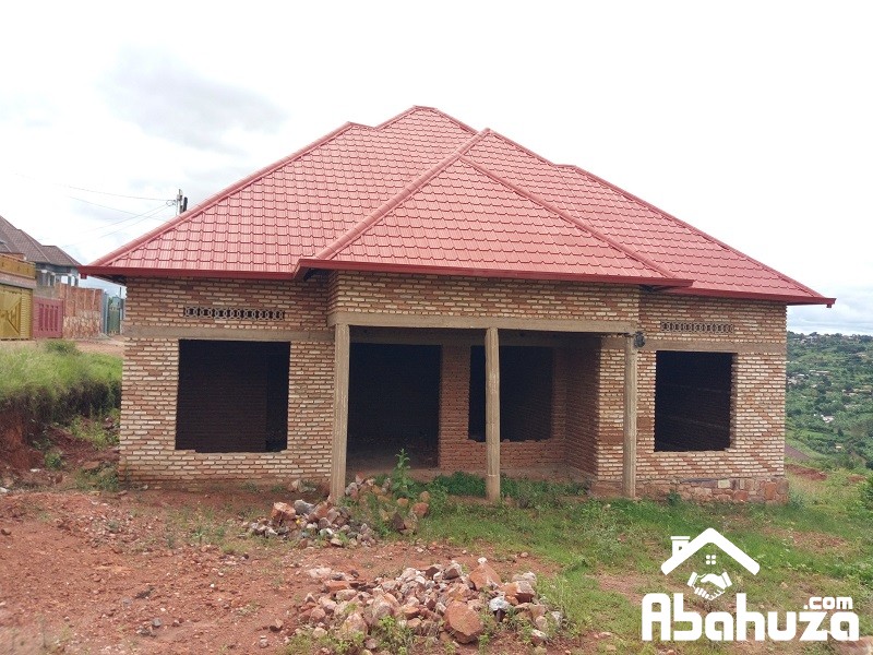 UNFINISHED HOUSE FOR SALE IN KIGALI AT KAREMBURE