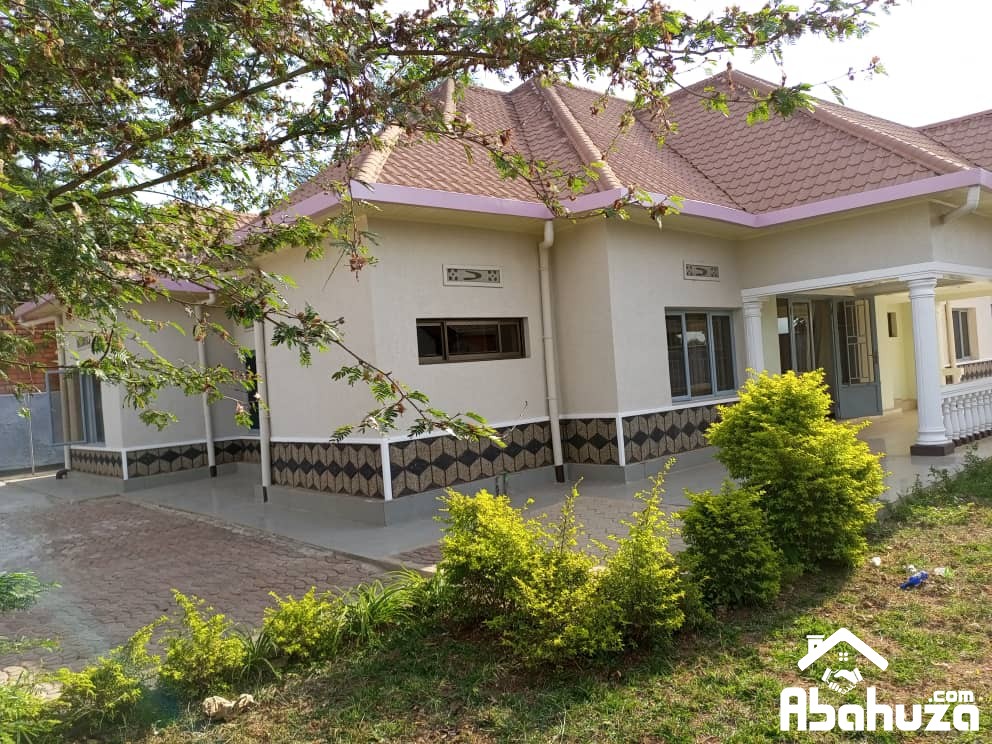 A 5 BEDROOM HOUSE FOR RENT IN KIGALI AT KICUKIRO-NIBOYE
