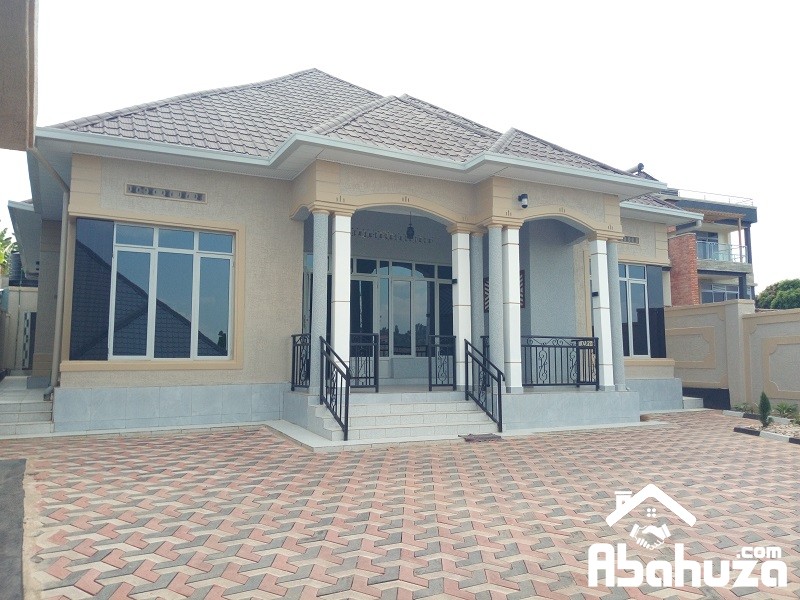 A 4 BEDROOM HOUSE FOR SALE IN KIGALI AT KABEZA ON TARMAC ROAD