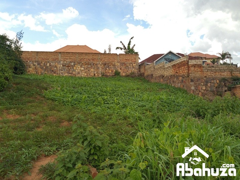 A NICE PLOT WITH PANORAMIC VIEW FOR SALE IN KIGALI AT GISOZI