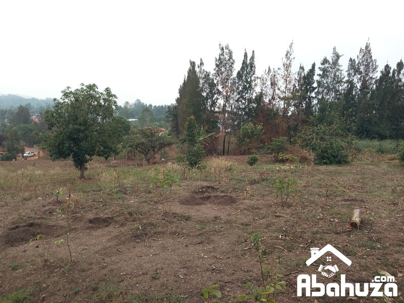 A BIG PLOT SIZED 4081SQM FOR SALE IN KIGALI AT KINYINYA