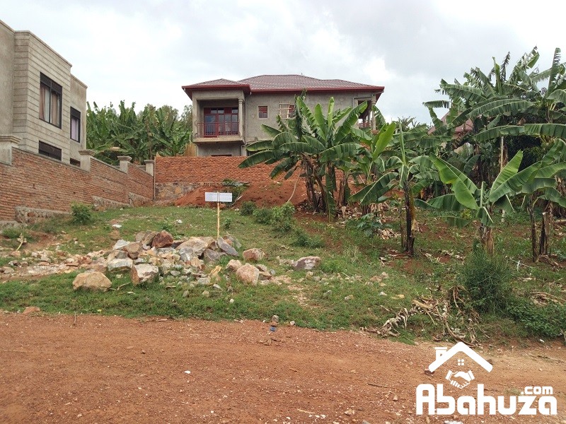 A PLOT WITH A CONSTRUCTION PERMIT FOR SALE IN KIGALI AT BISAMBU
