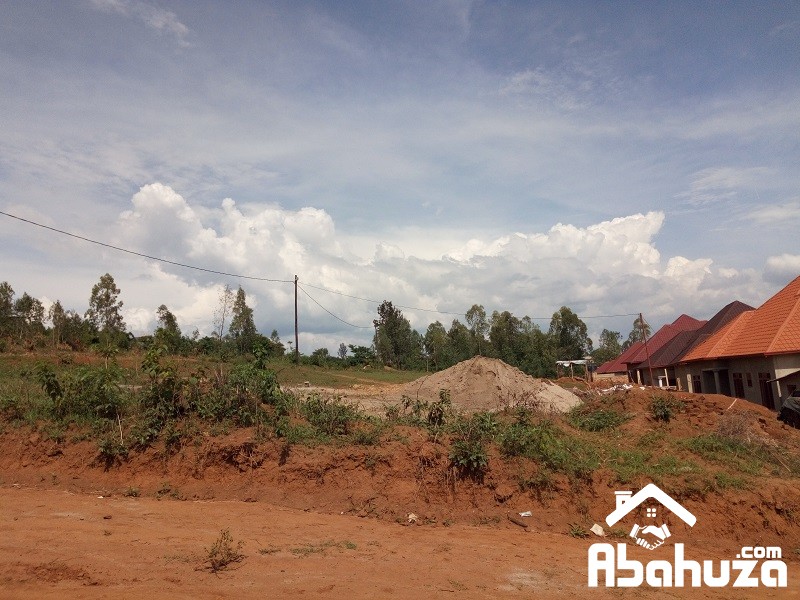 A WELL LOCATED PLOT FOR SALE IN KIGALI AT BUSANZA