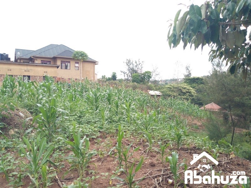 A PLOT WITH NICE VIEW FOR SALE IN KIGALI AT KIBAGABAGA