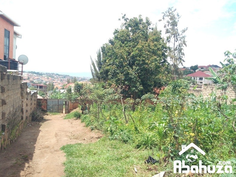 A WELL LOCATED PLOT FOR SALE IN KIGALI AT KIMIRONKO