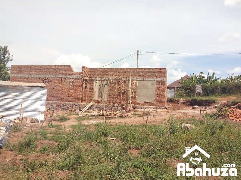 A PLOT WITH A CONSTRUCTION PERMIT FOR SALE IN KIGALI AT KAGARAMA