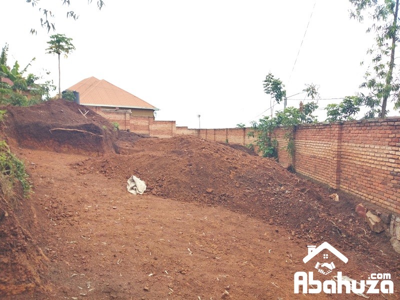 A PLOT WITH PANORAMIC VIEW FOR SALE IN KIGALI KAGARAMA