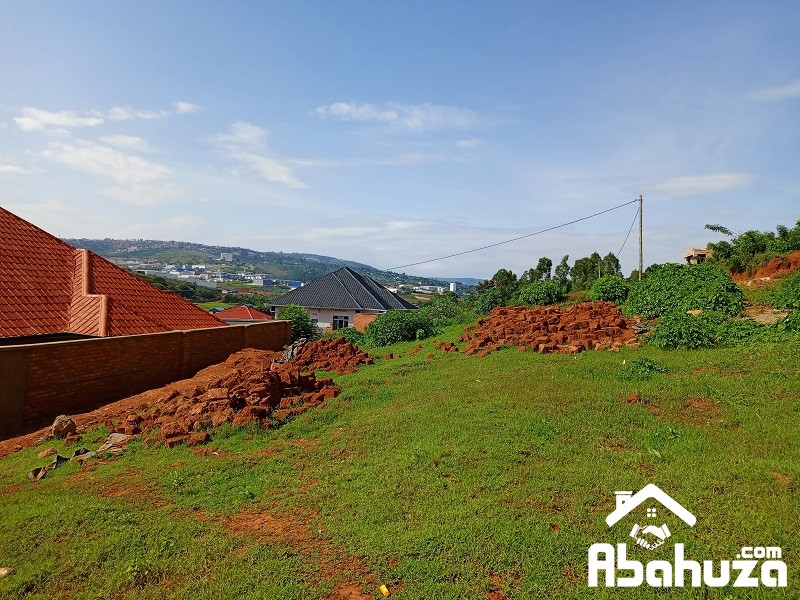 A plot for sale in Kigali at NDERA in 1min walking from tarmac road
