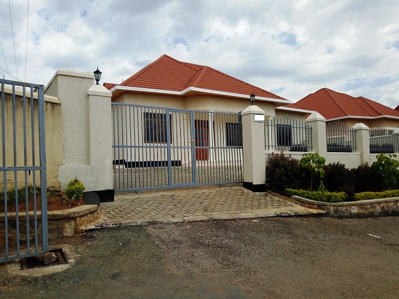 A four BEDROOM HOUSE FOR RENT at KIMIRONKO