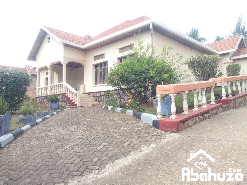 A 4 BEDROOM HOUSE FOR RENT IN KIGALI AT RUGANDO