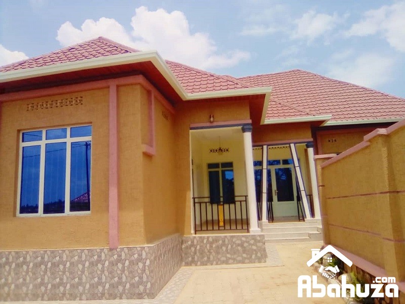 A 4 BEDROOM HOUSE FOR SALE IN KIGALI AT REMERA