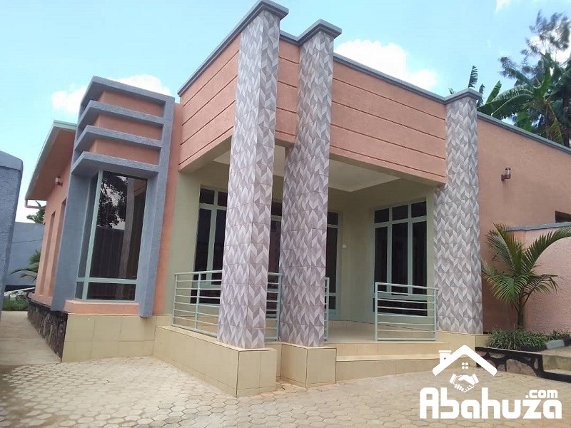 A 4 BEDROOM HOUSE FOR RENT IN KIGALI AT GACURIRO