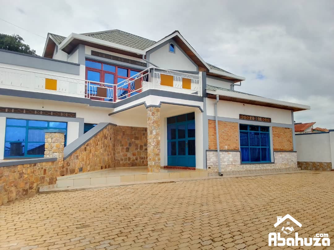 A  FURNISHED 4 BEDROOM HOUSE IN KIGALI AT KICUKIRO