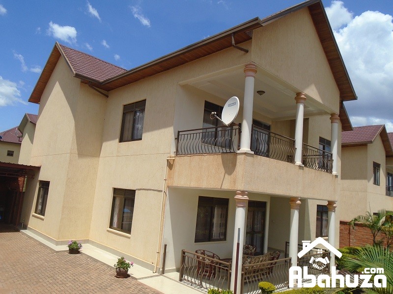 A FURNISHED 4 BEDROOM FOR RENT IN KIGALI AT GACURIRO