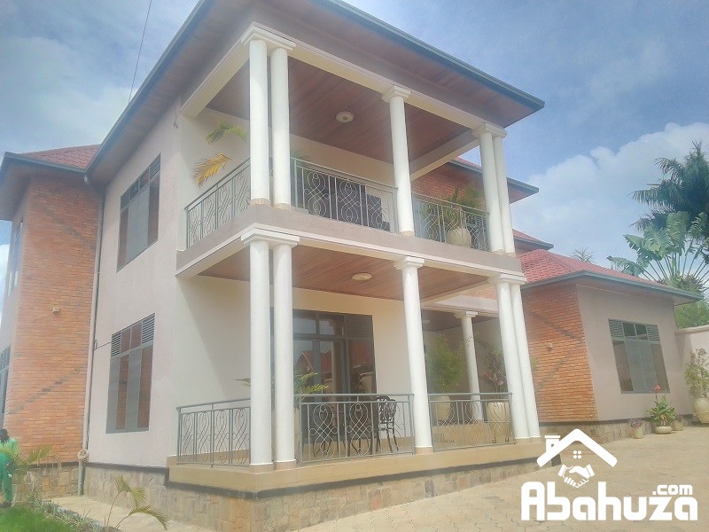A FURNISHED 3 BEDROOM HOUSE FOR RENT IN KIGALI AT KICUKIRO-KAGARAMA