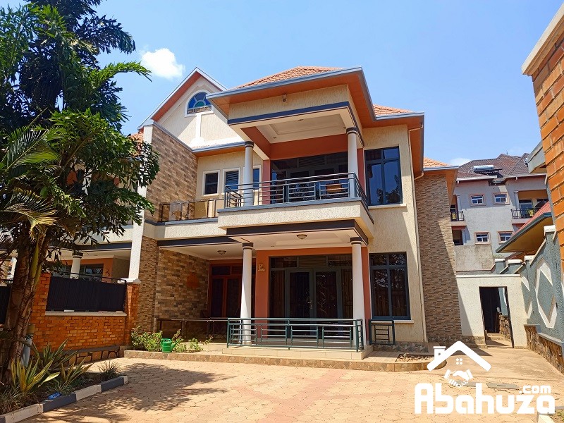 A beautiful furnished house of 4 bedrooms for rent in Kigali at Gacuriro