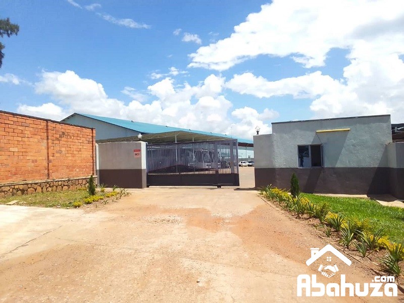 WAREHOUSE FOR RENT IN IN KIGALI AT KICUKIRO-ZINIA