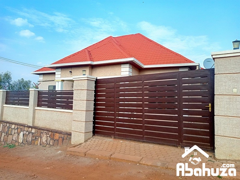 A 4-bedroom house for sale in Kigali at Kagarama