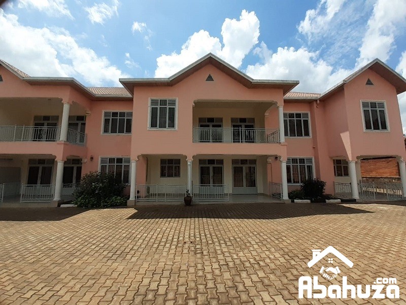 A FURNISHED 5 BEDROOMHOUSE FOR RENT IN KIGALI AT GISOZI