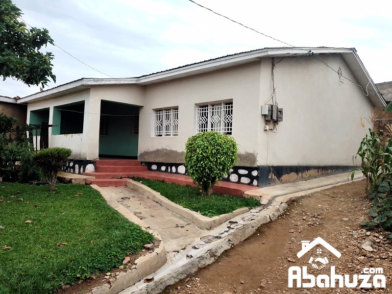 A HOUSE FOR SALE WITH ANNEX IN KIGALI AT REMERA-GIPOROSO
