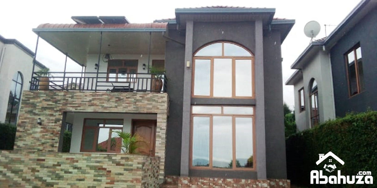 A  FURNISHED 4 BEDROOM HOUSE FOR RENT IN KIGALI AT KICUKIRO