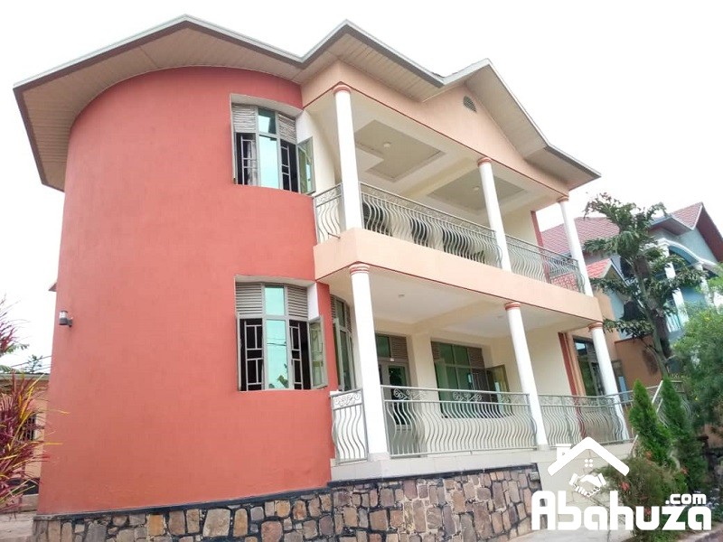 A FURNISHED 4 BEDROOM HOUSE FOR RENT IN KIGALI AT KAGUGU