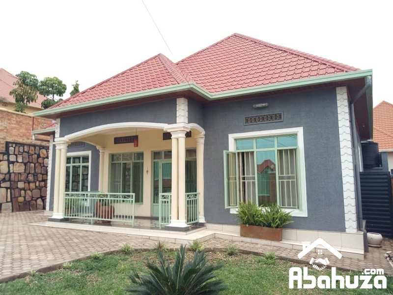 A UNFURNISHED 4 BEDROOM HOUSE FOR RENT IN KIGALI AT KANOMBE